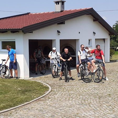 Danubio Residence Aljmaš Extérieur photo