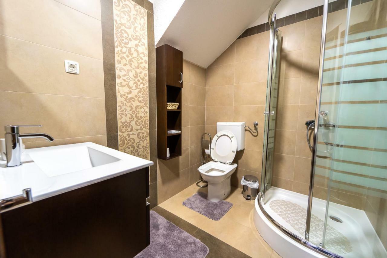 Danubio Residence Aljmaš Extérieur photo